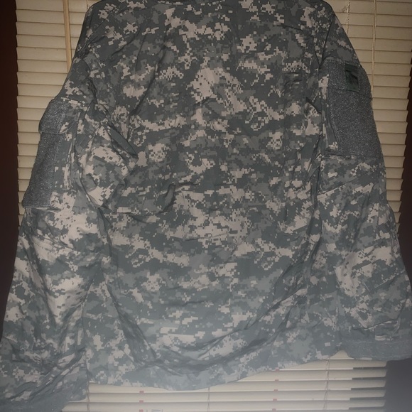 Authentic US military shirt - Picture 5 of 10